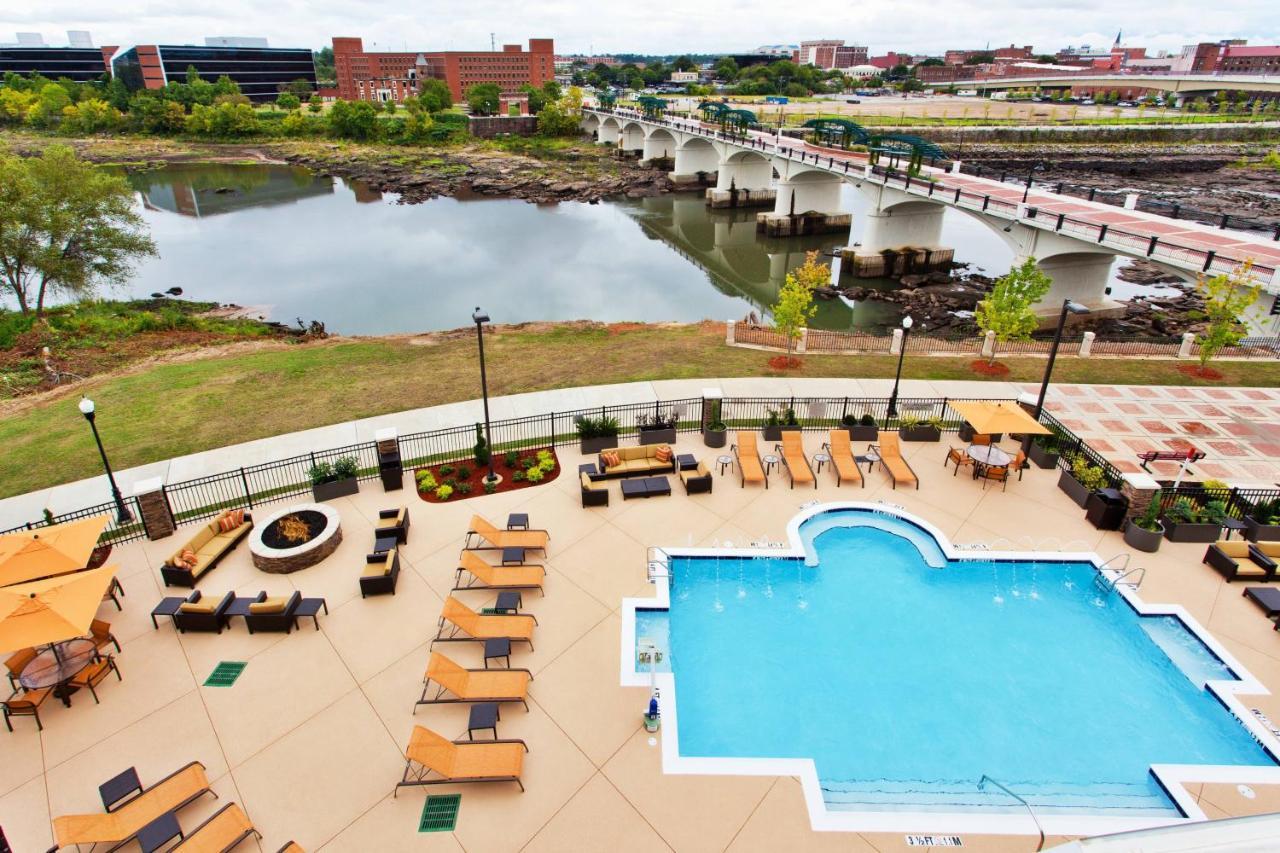 Courtyard By Marriott Columbus فينيكس سيتي المظهر الخارجي الصورة
