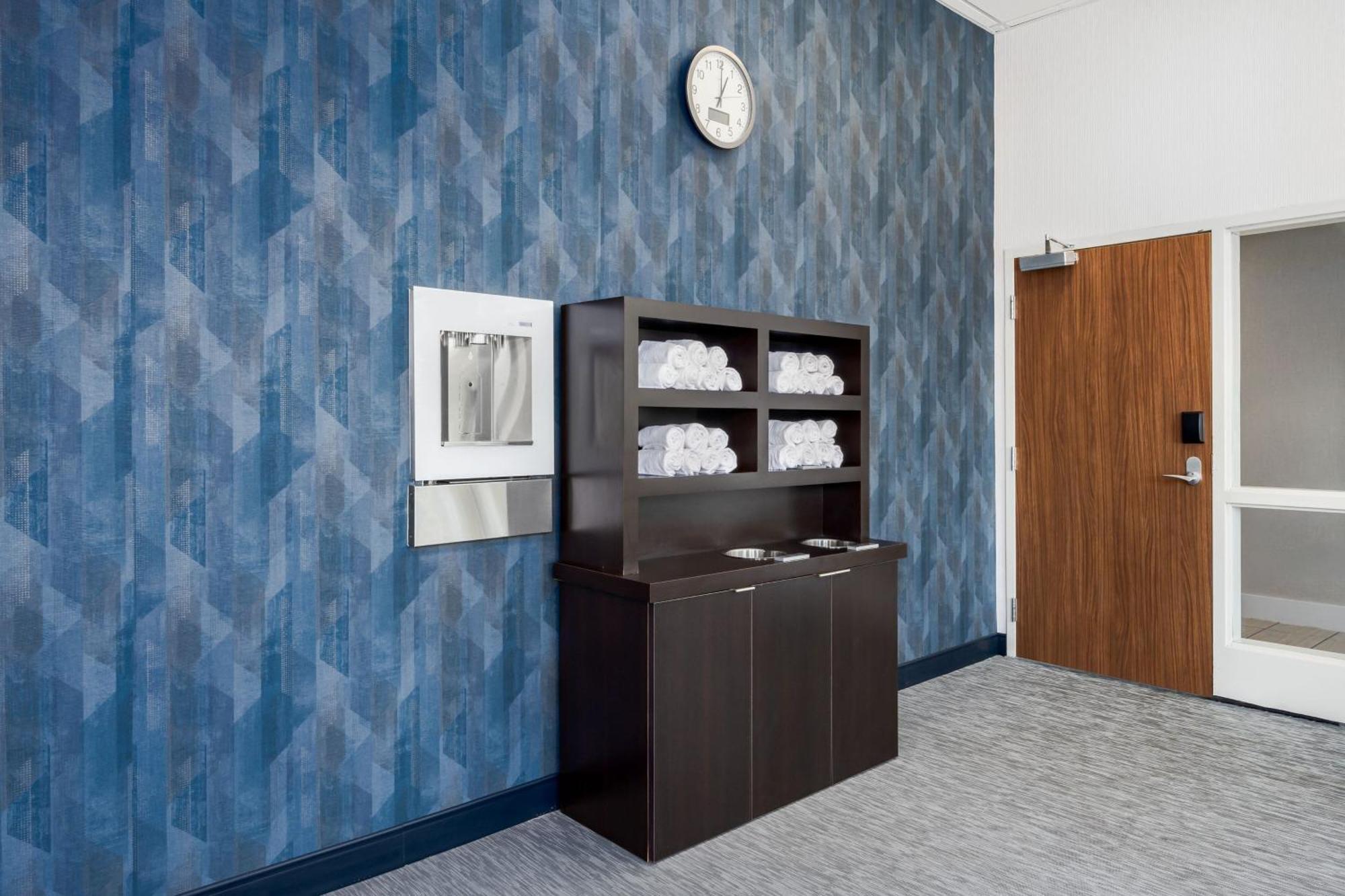 Courtyard By Marriott Columbus فينيكس سيتي المظهر الخارجي الصورة
