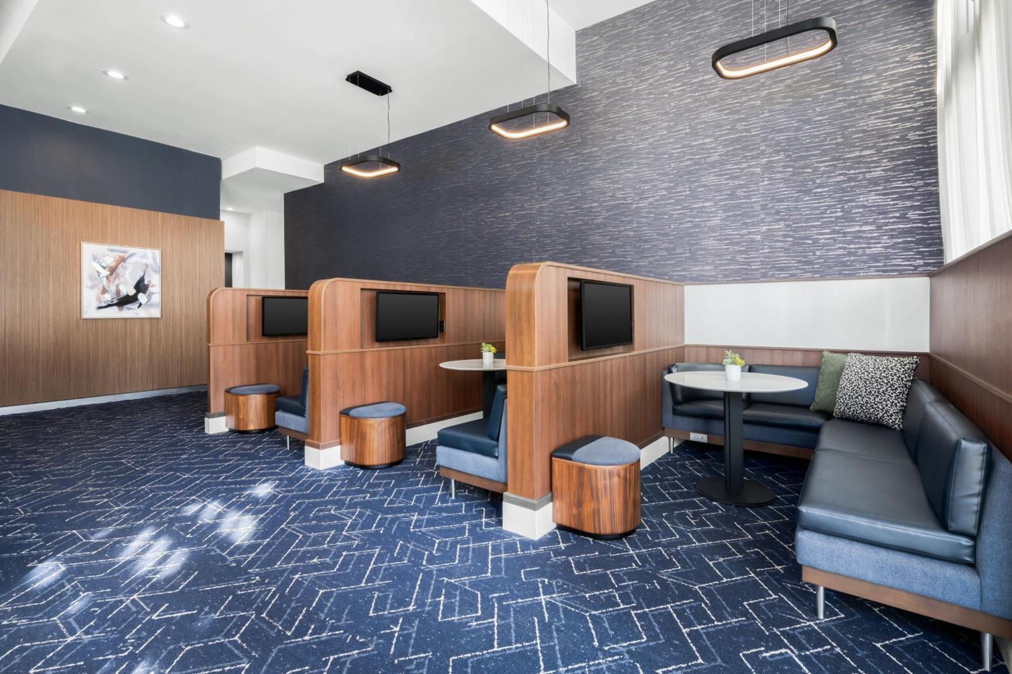 Courtyard By Marriott Columbus فينيكس سيتي المظهر الخارجي الصورة