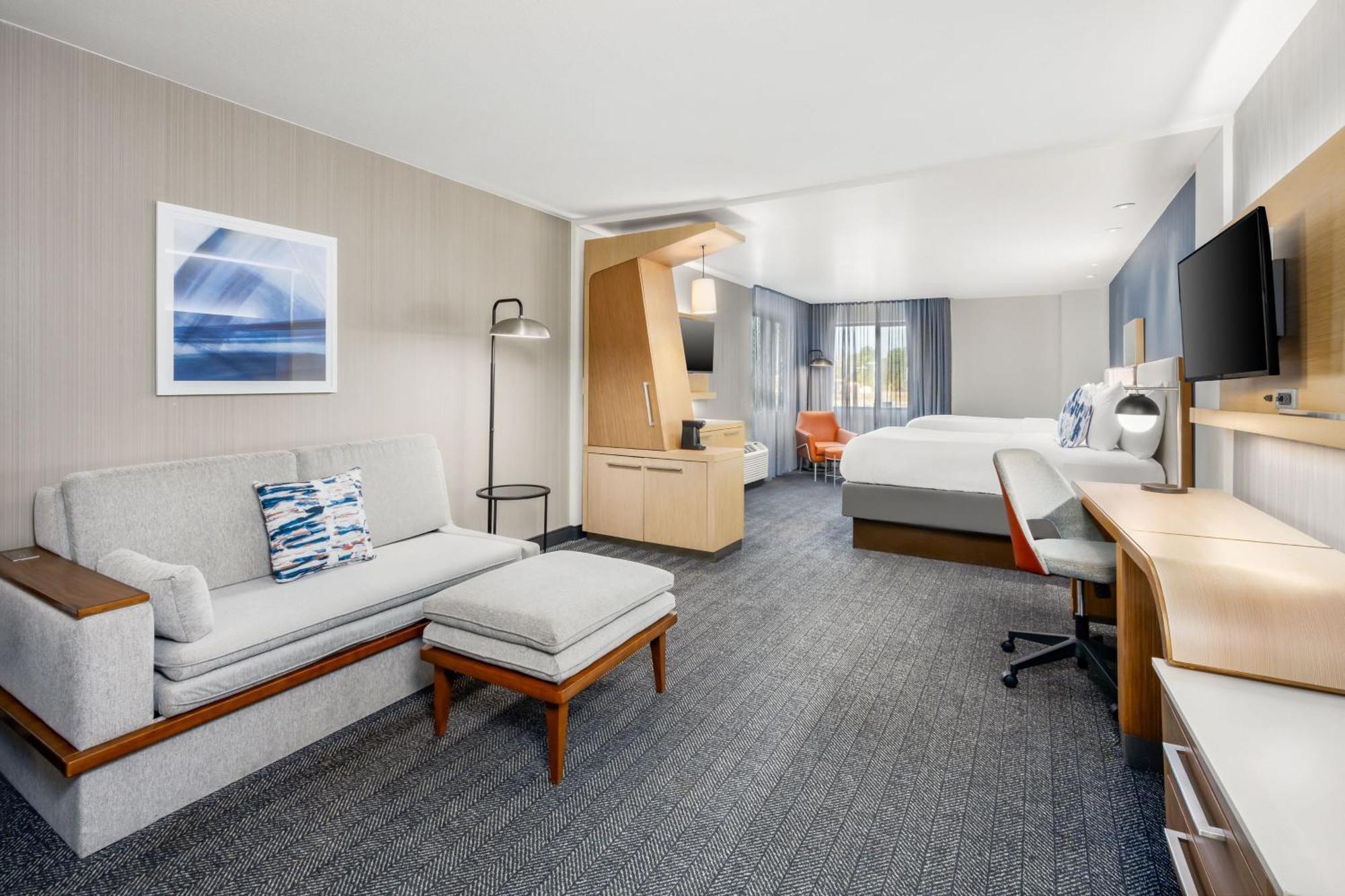 Courtyard By Marriott Columbus فينيكس سيتي المظهر الخارجي الصورة
