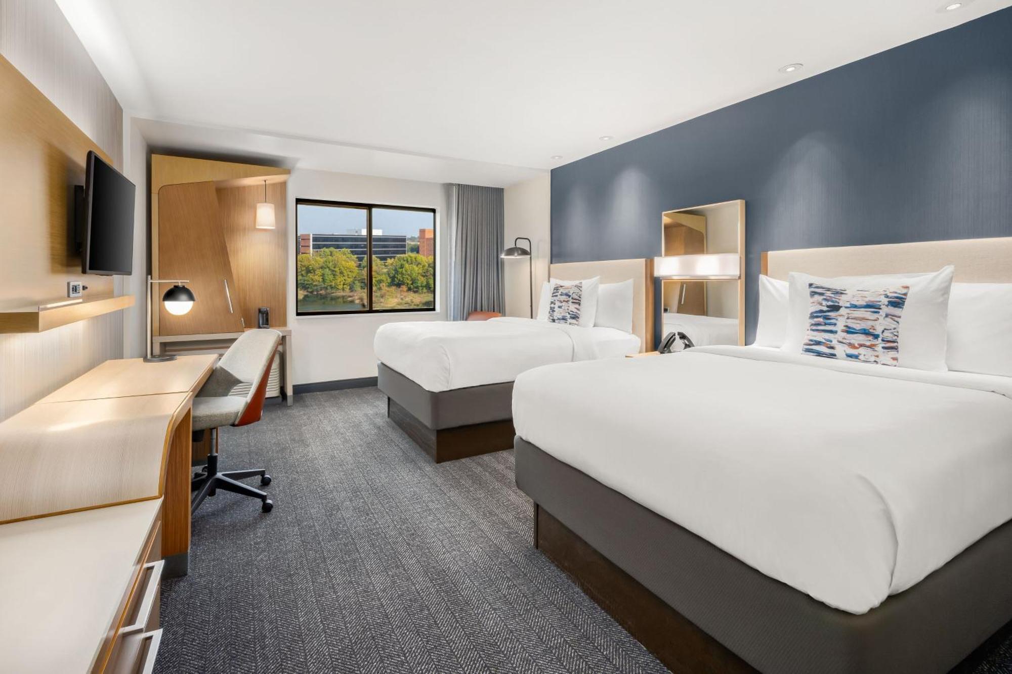 Courtyard By Marriott Columbus فينيكس سيتي المظهر الخارجي الصورة